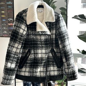 John + Jenn Plaid Sherpa style jacket. Size medium.